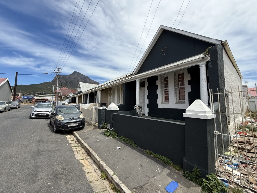 2 Bedroom Property for Sale in Woodstock Western Cape